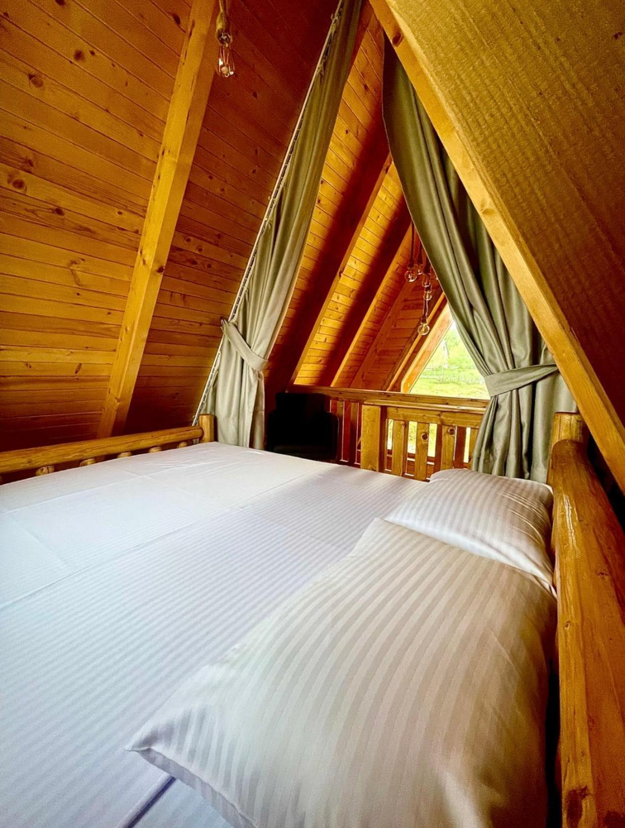 A Frame Houses Ans Zabljak エクステリア 写真